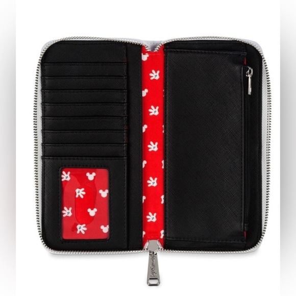 NIP Mickey Mouse Loungefly Wallet. 🤗 PRICED TO SELL🤗 LAST ONE🤑 - Picture 3 of 5